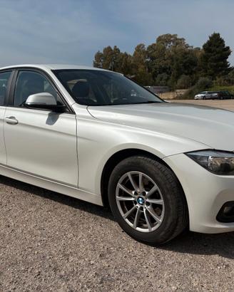 BMW serie3 318d 150 cv - 2017