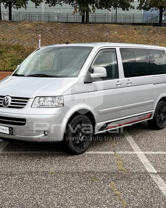 VOLKSWAGEN Multivan 2.5 TDI/174CV Highline