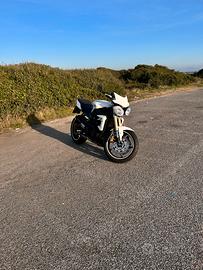 Triumph street triple 675