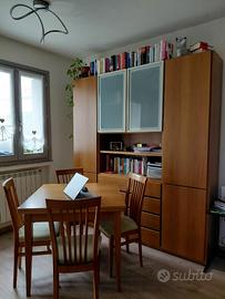 Soggiorno in noce chiaro