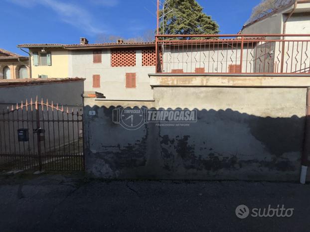 CASA INDIPENDENTE CON BOX E TERRAZZO