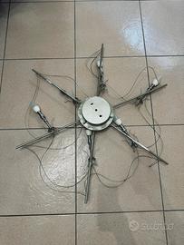Lampadario a stella con coni pendenti