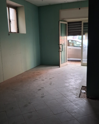 Locale commerciale a valmontone rm