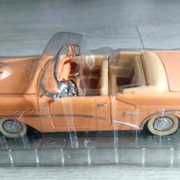 modellino Buick Century 1955 cabrio