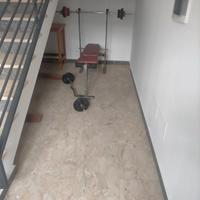 Panca con bilanciere