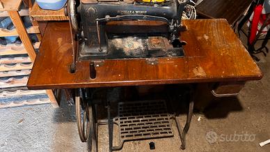 Macchina da cucire d’epoca Ingeler & Wilson