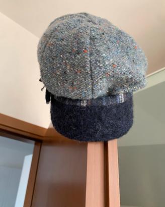 Cappellino con visiera