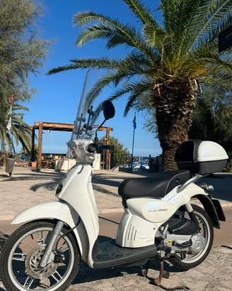 Scarabeo 100- 8600km-Appena tagliandato
