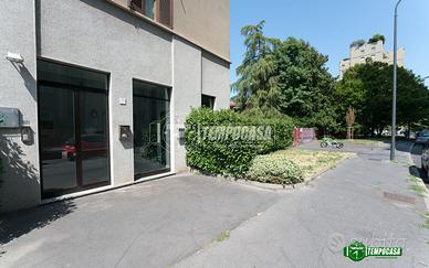 VENDITA POSTO AUTO COPERTO PER INVESTIMENTO IN VIA