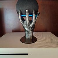 Supporto per Echo dot 5 Alexa..mano metal