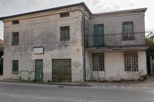 Casa indipendente di 283 m² con più di 5 locali a 