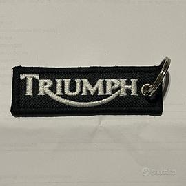 Portachiavi ricamato rettangolare Triumph