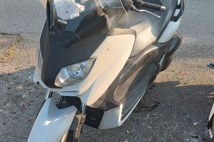 Yamaha X-Max 125 - 2010