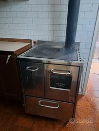 Stufa a legna Cadel con forno