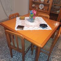 Tavolo e sedie