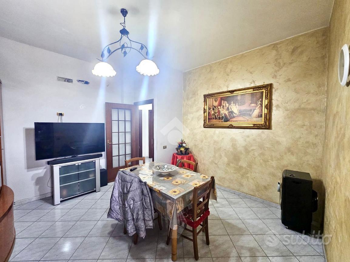 3 LOCALI A SANT'ANTIMO - Vista 2