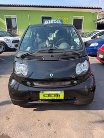 Smart ForTwo 800 coupé pulse cdi 07/2004