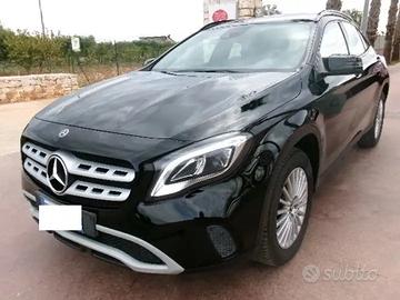 Gla  Mercedes