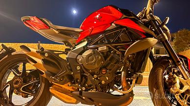 MV AGUSTA BRUTALE 800RR
