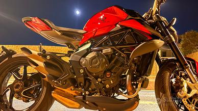 MV AGUSTA BRUTALE 800RR
