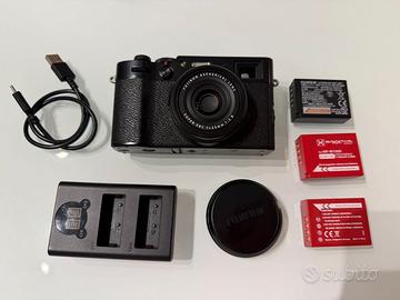 Fujifilm X100V come da fotografie allegate