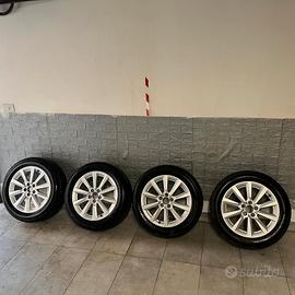 Cerchi in lega con gomme invernali Audi A1 
