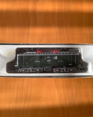 Lima locomotiva e 2 vagoni scala N