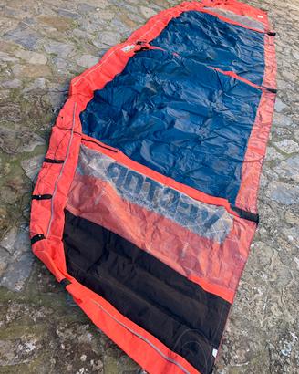 Kitesurf, barra, trapezio/harness, pompa e borsone