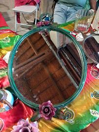 specchio ovale in ferro battuto 