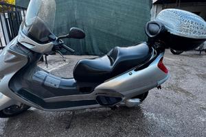Foresight 250 del 2003 per ricambi