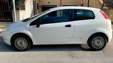 Fiat Grande Punto 1.3MJT 75 3p.Van Active 4pt