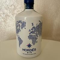 Bottiglia Gin Nordes