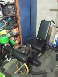 LEG EXTENSION./. LEG CURL