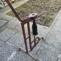 Tappatrice per tappi in sughero ideal 