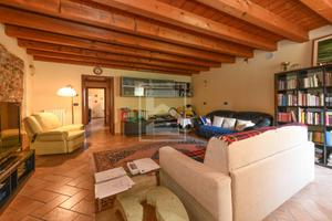 Villa a schiera - Volta Mantovana