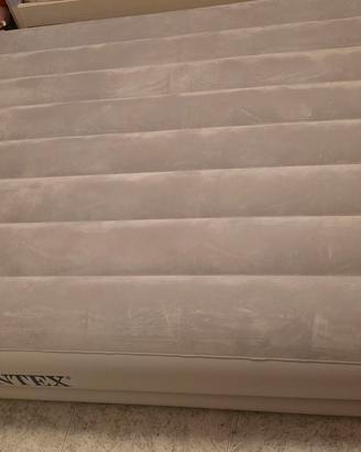 materasso  matrimoniale gonfiabile intex 