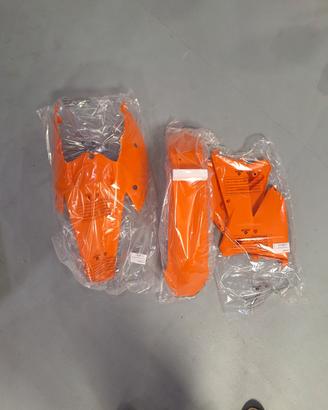PLASTICHE KTM 2005 AL 2007