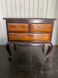 Mobile cassettiera con tre cassetti