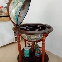 mobile mappamondo bar