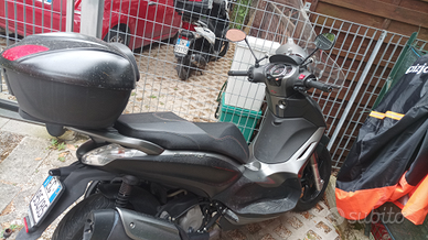 Piaggio Beverly 350 s sport touring