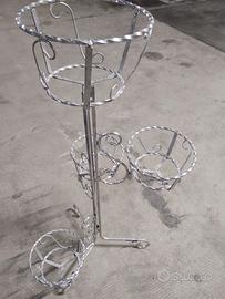 porta vasi in ferro battuto