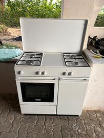 Cucina DeLonghi