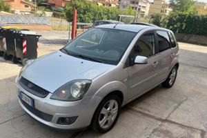 Ford Fiesta 1.4 TDCi 5p. Ghia