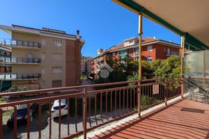 4 LOCALI A SESTRI LEVANTE