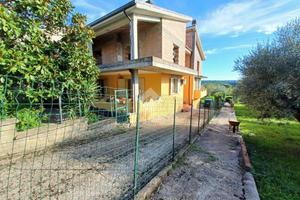 6 LOCALI A CALCATA