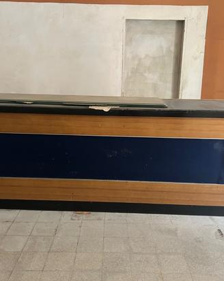 Bancone da negozio 3m – ritiro a Lanciano