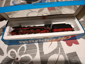 Locomotiva con tender Marklin 3085