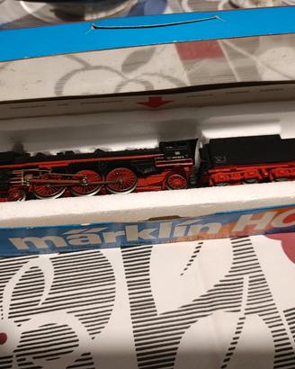 Locomotiva con tender Marklin 3085