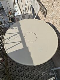 tavolino da esterno 