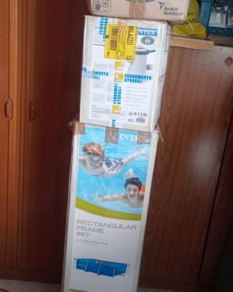 piscina,telo sopra,telo sotto e pompa per la puliz